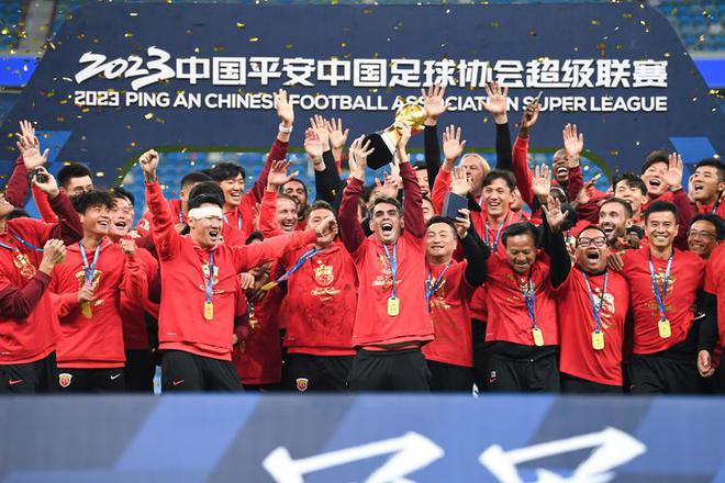 铁血奋战：亚洲豪门足球赛事精粹呈现的简单介绍